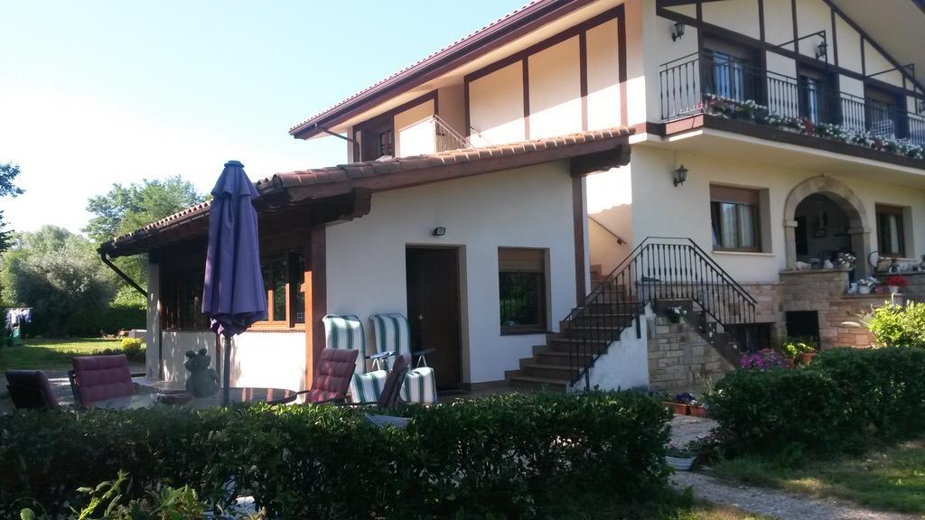 Casa Rural Ibarrondo Etxea Мунгия Экстерьер фото