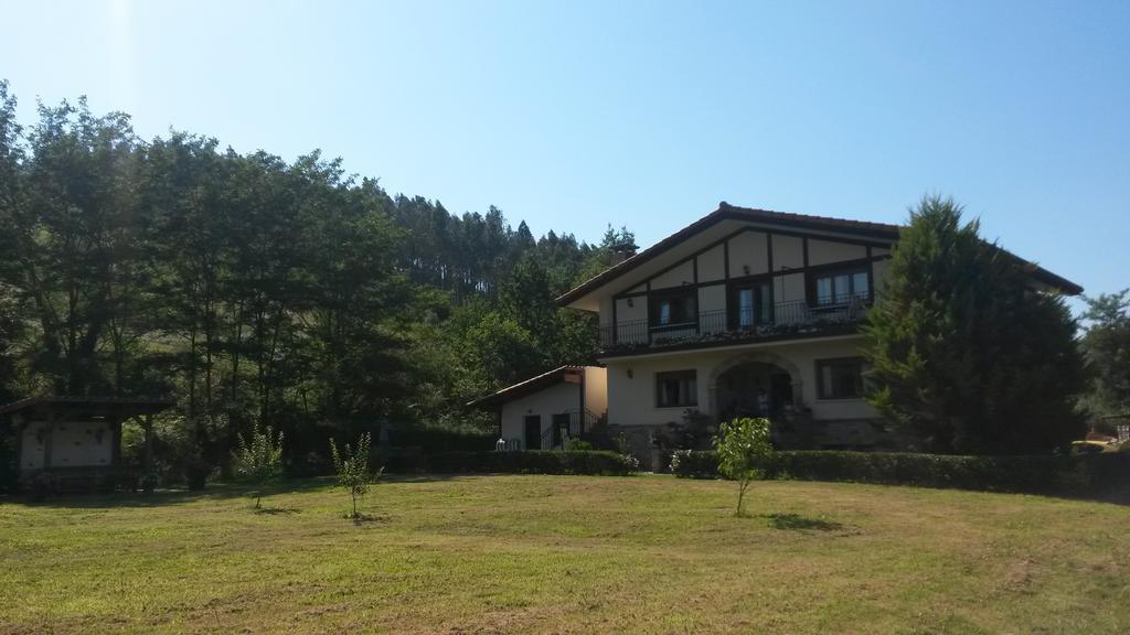 Casa Rural Ibarrondo Etxea Мунгия Экстерьер фото